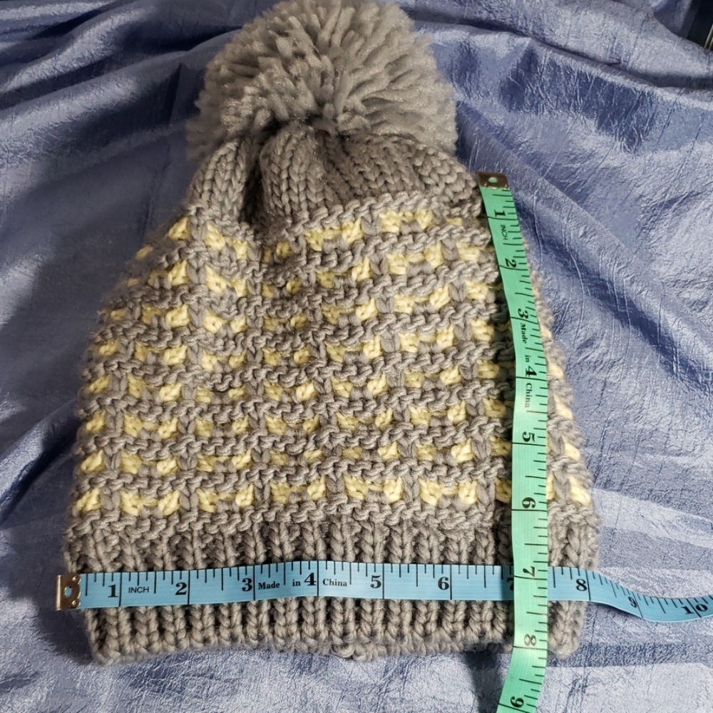 Blue & Creamy yellow Lined pom hat - Picture 4 of 4